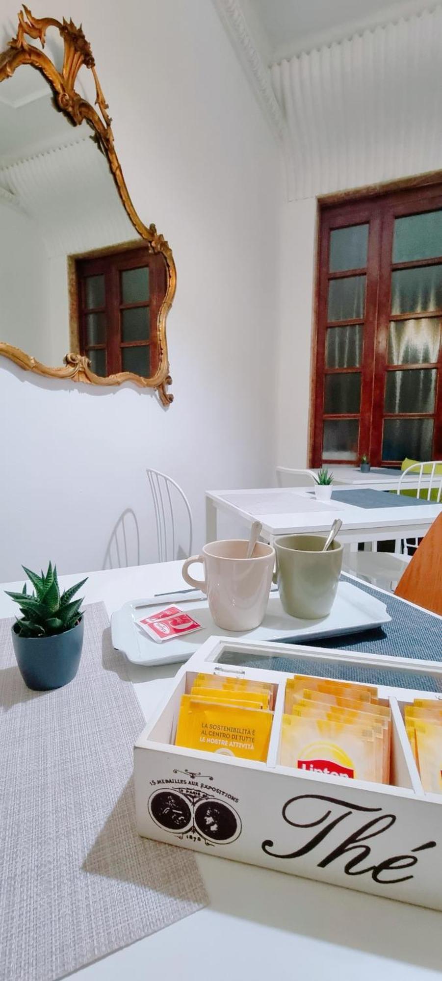 Dimora Montecchi Hotel Верона Екстериор снимка