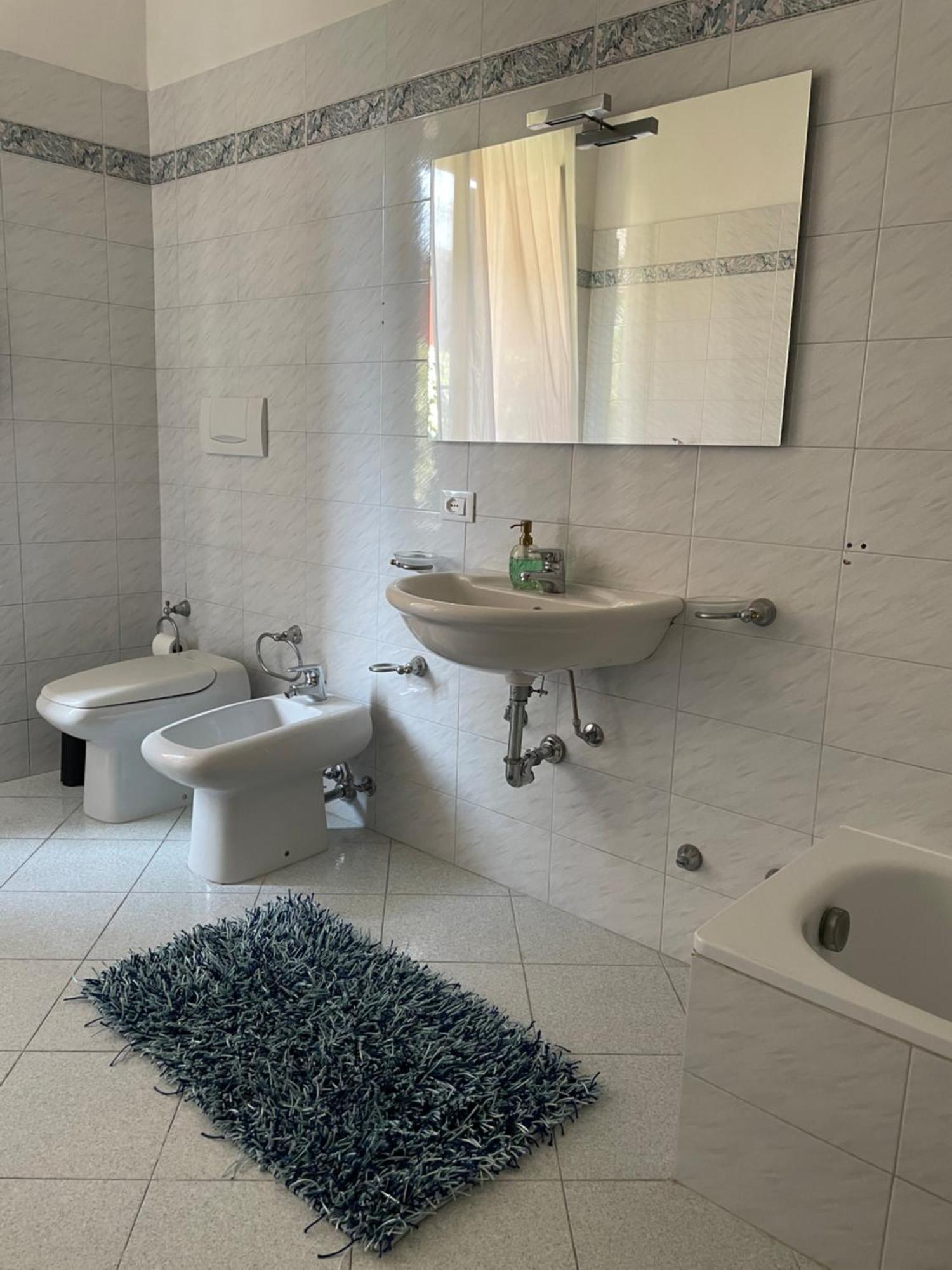 Dimora Montecchi Hotel Верона Екстериор снимка